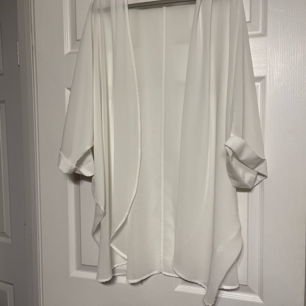 Amazon Women's White Kimono